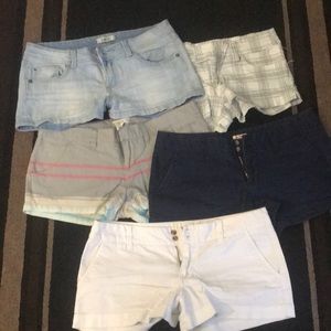 5 pair of jeans shorts in excellent condition